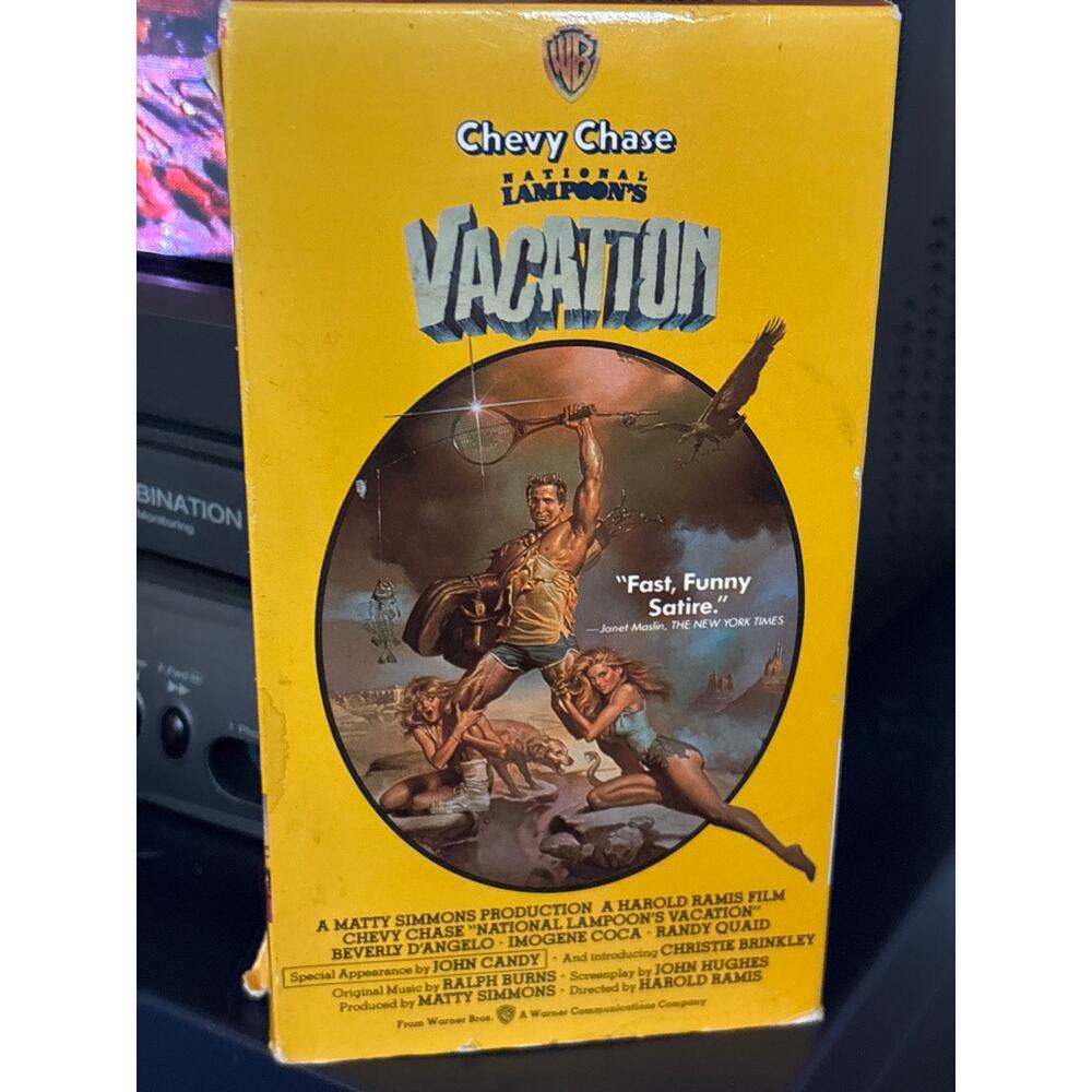 National Lampoon’s vacation with Chevy Chase VHS Warner Bros 1986